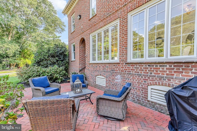 view of patio featuring outdoor lounge area