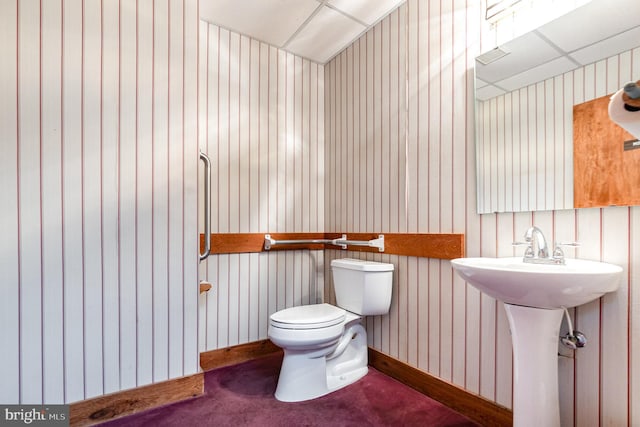 bathroom featuring toilet