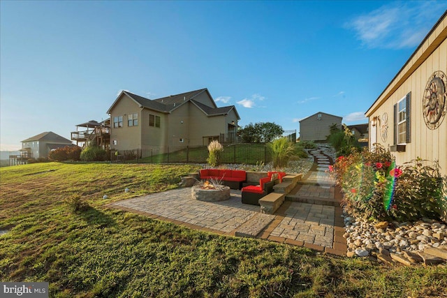 view of yard with a patio area and an outdoor hangout area