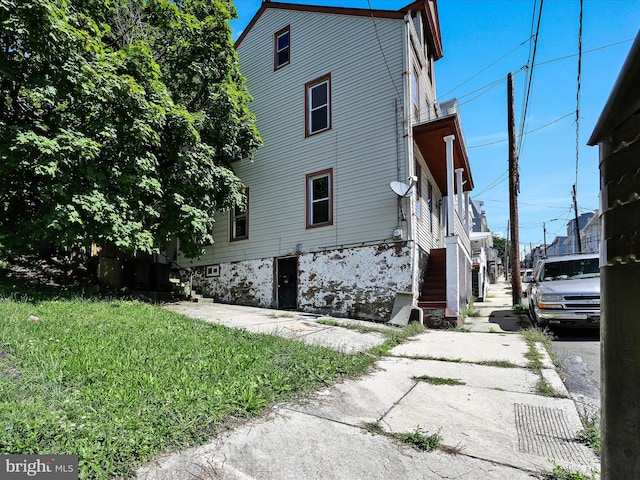 view of property exterior