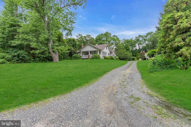 view of front of property with a front lawn