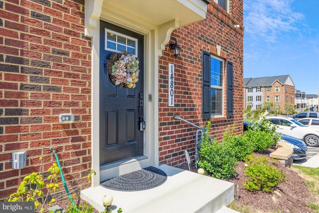 view of property entrance