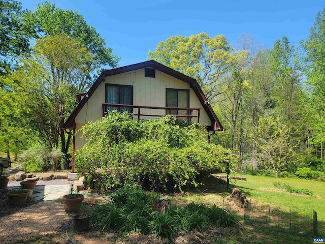 view of front of property featuring a patio