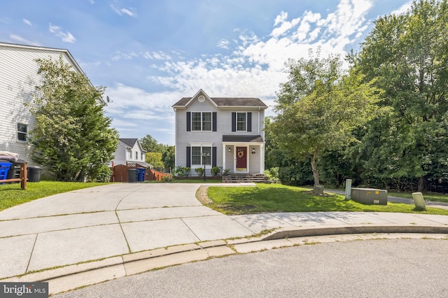 view of front of house with a front yard