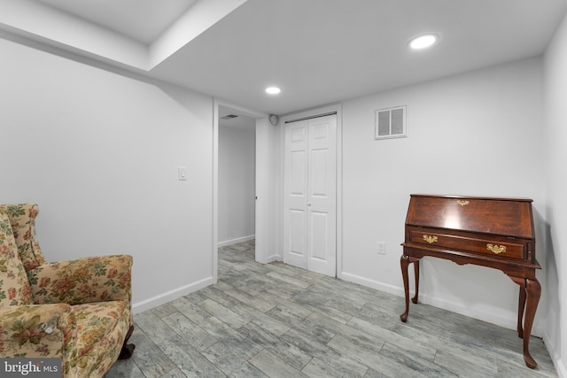 living area with light wood-type flooring