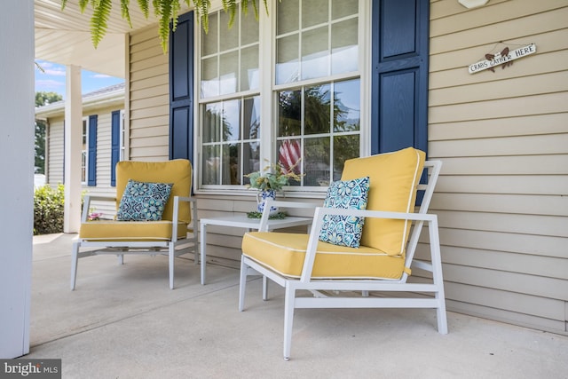 view of patio with an outdoor hangout area