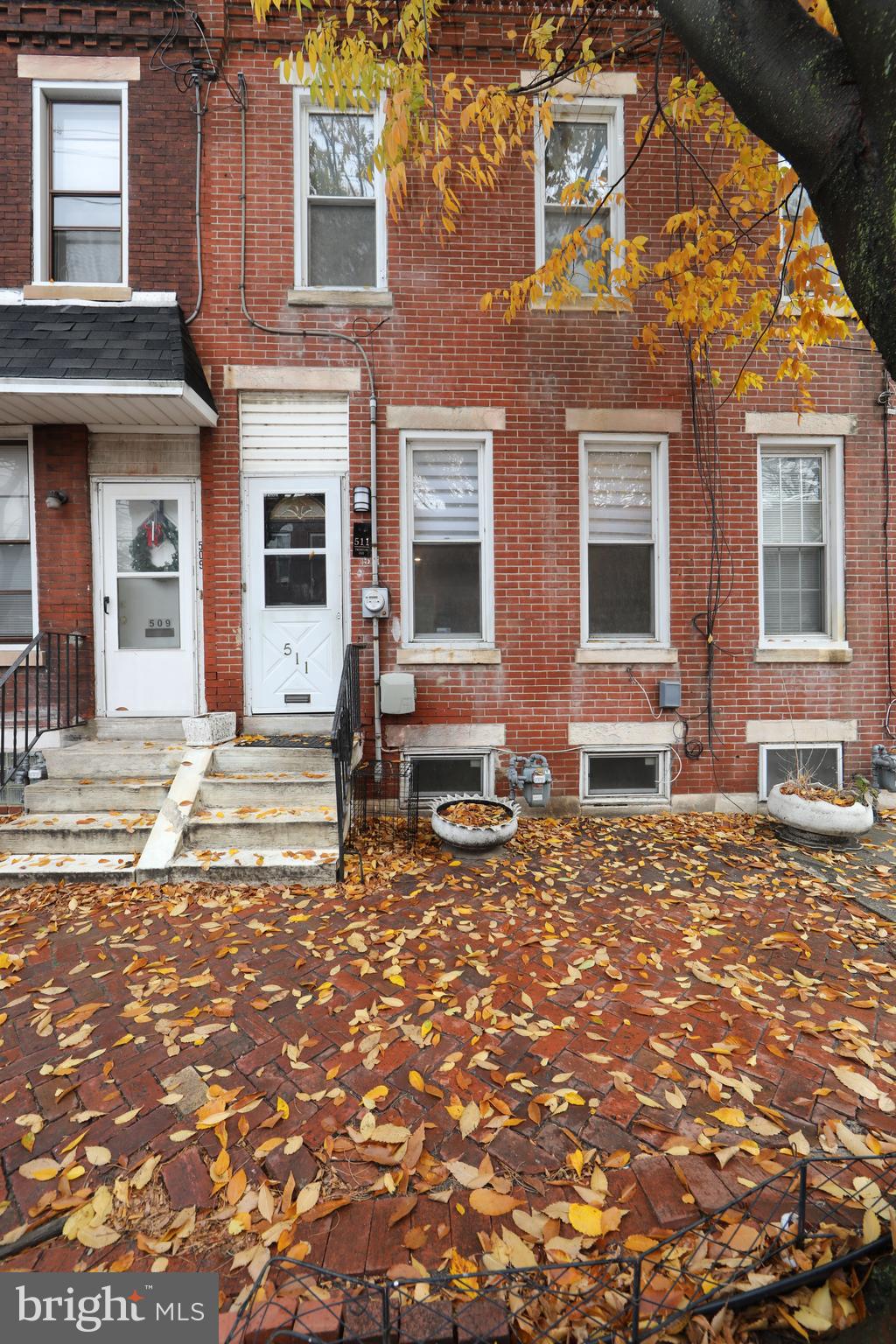 view of townhome / multi-family property