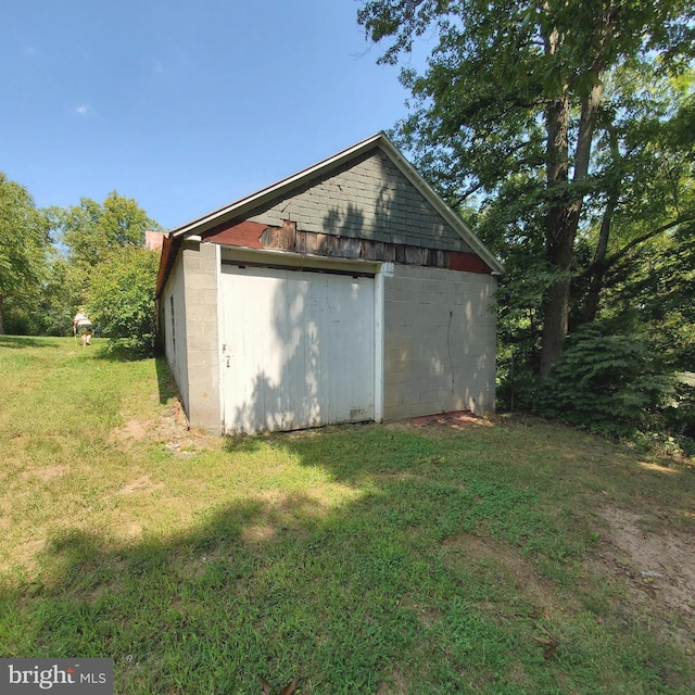 view of outbuilding with an outdoor structure