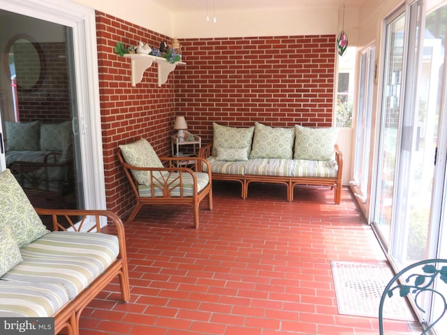 view of sunroom / solarium