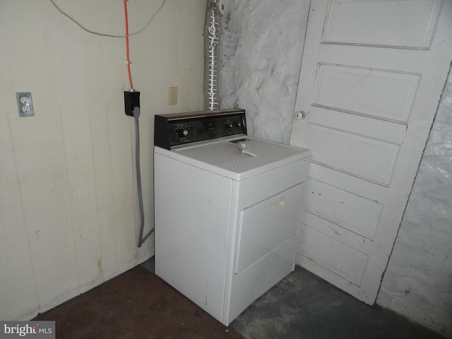 laundry room with washer / clothes dryer