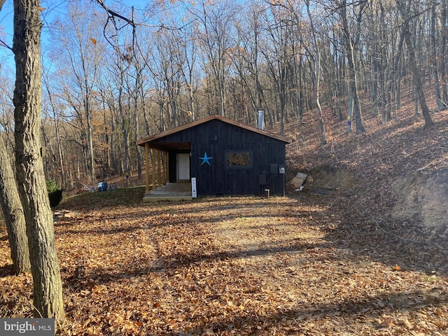 view of outbuilding