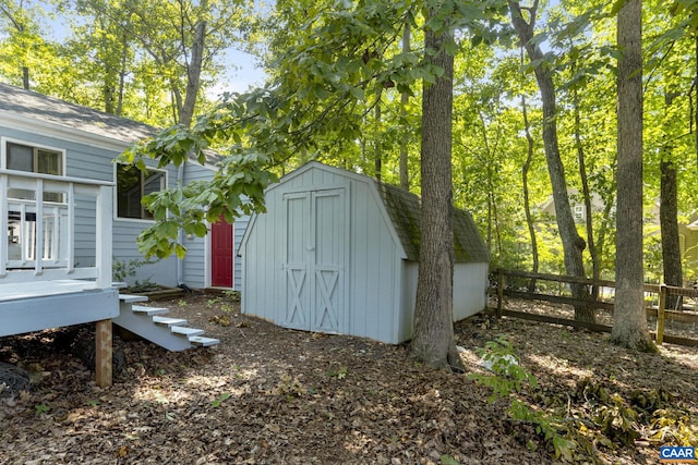 view of outbuilding