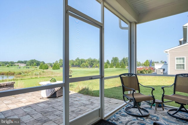 view of sunroom / solarium