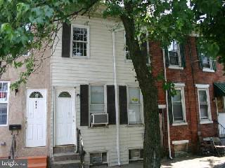 424 S Claymont St, Wilmington DE, 19801, 2 bedrooms, 1 bath townhouse for sale