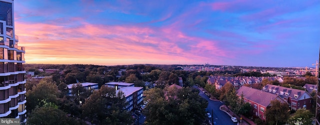 view of aerial view at dusk