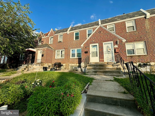 view of townhome / multi-family property