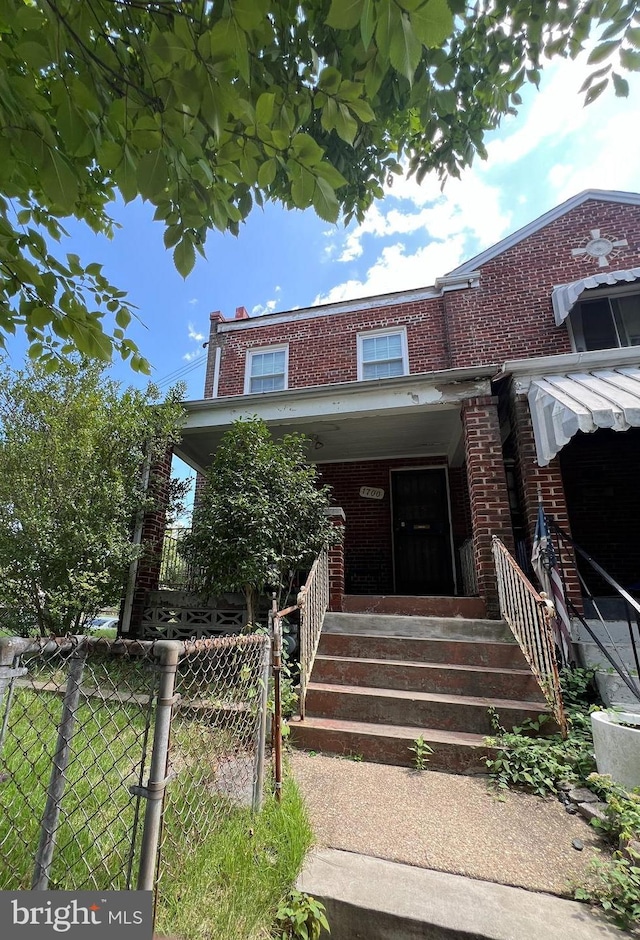 view of front of home