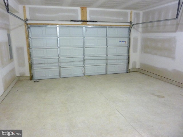 garage with baseboards