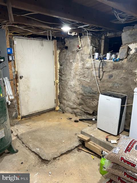 14352 Charmian Rd, Waynesboro, PA 17268 - view of unfinished basement