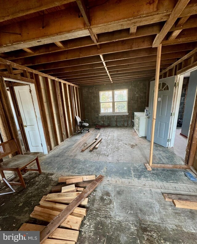 misc room featuring washer and clothes dryer