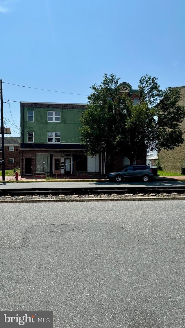 view of townhome / multi-family property