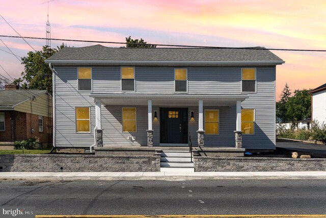 view of front facade with covered porch