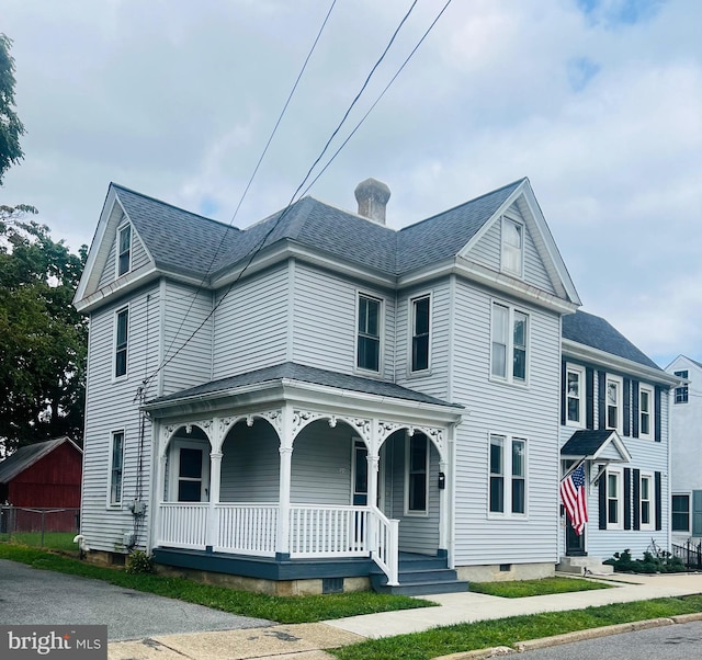 view of front facade featuring a porch