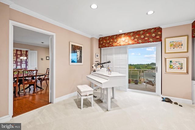 carpeted office with baseboards, crown molding, and recessed lighting