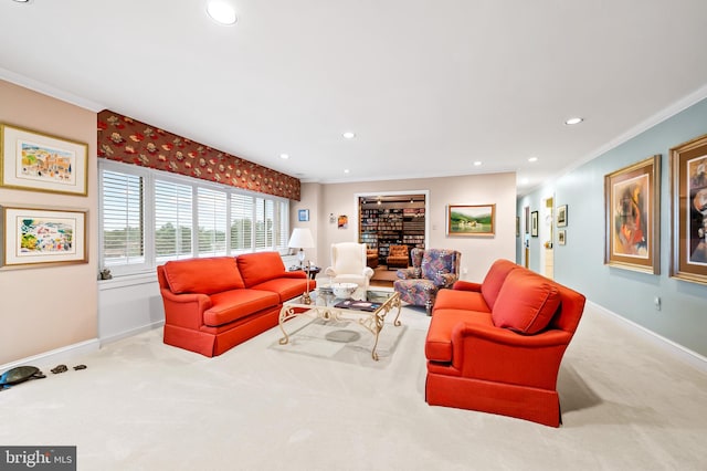 living room featuring carpet, baseboards, crown molding, and recessed lighting