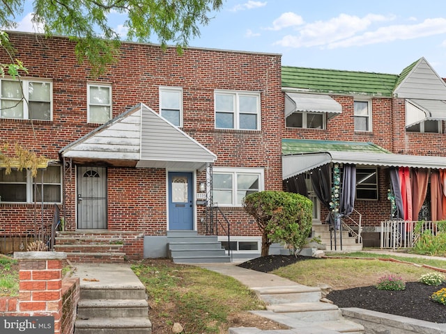 view of townhome / multi-family property