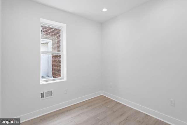 empty room featuring light hardwood / wood-style flooring