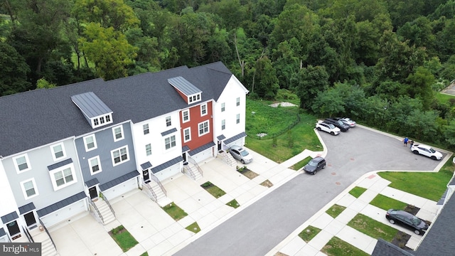 bird's eye view with a forest view