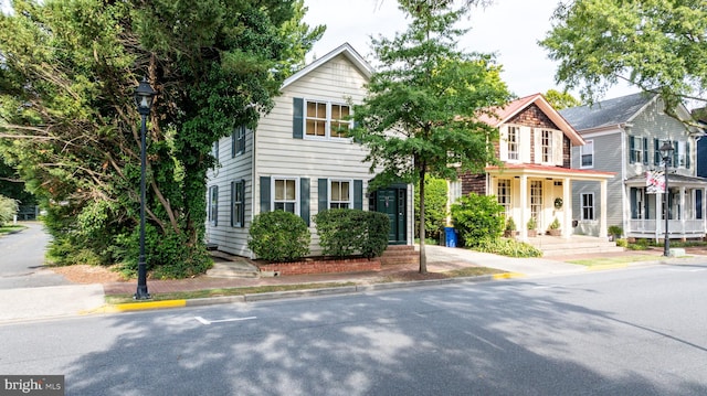 view of front of house featuring covered porch