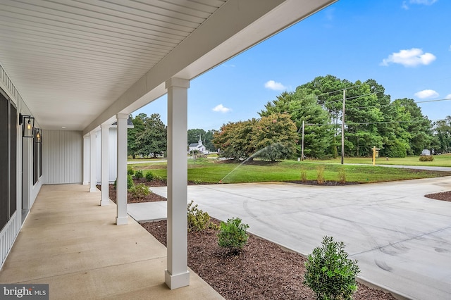 view of patio / terrace with a porch