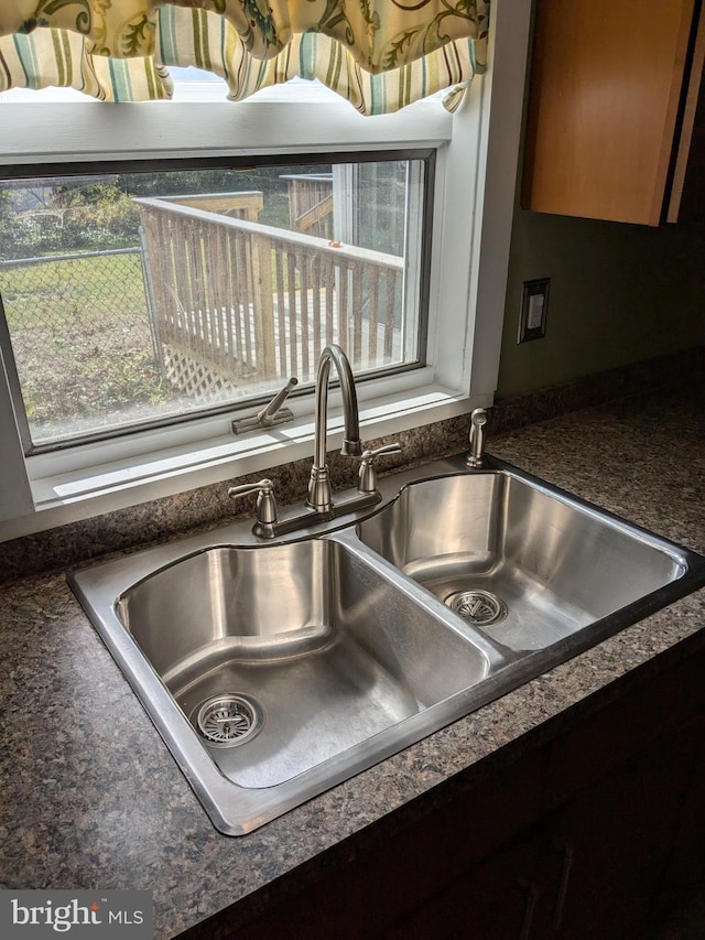 room details with sink