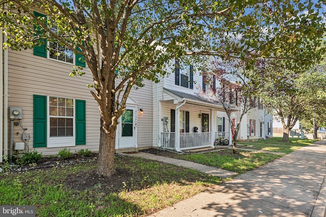 view of front of house with a porch