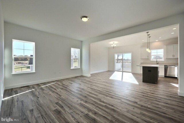 carpeted bedroom featuring vaulted ceiling