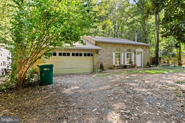 view of front of house featuring a garage