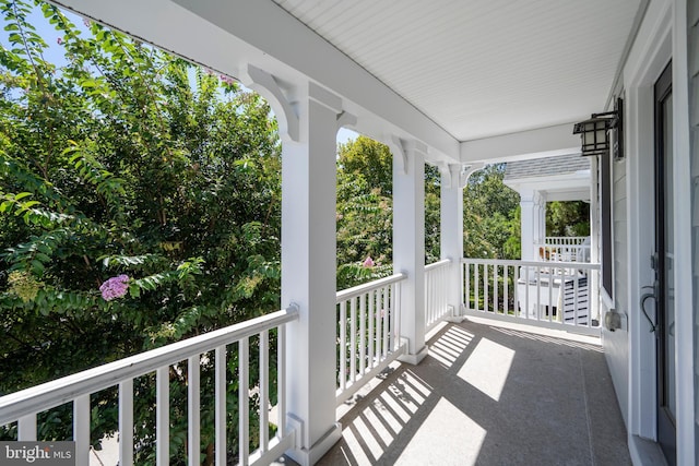 balcony with a porch