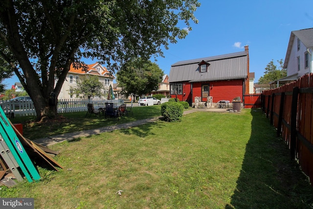 view of yard with a patio area