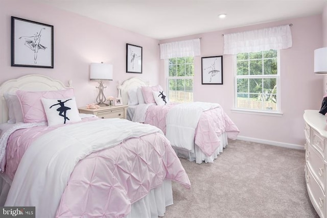 view of carpeted bedroom