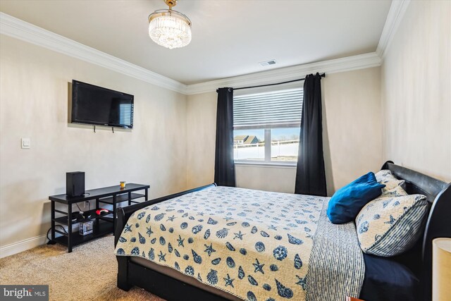 unfurnished bedroom featuring baseboards, a closet, visible vents, and carpet flooring