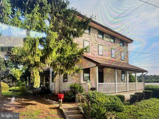 view of front of property with a porch