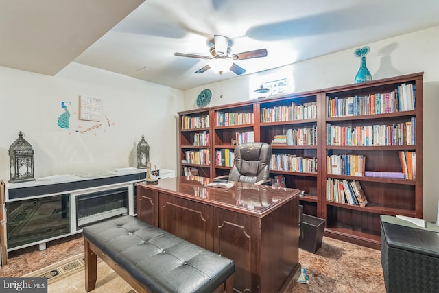 office area with ceiling fan