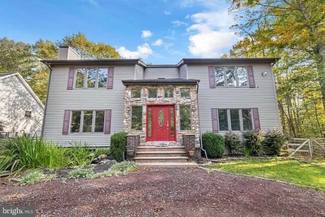 view of front of property