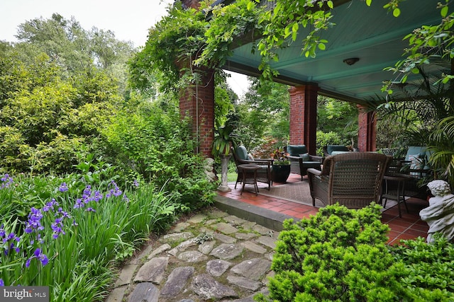 view of patio / terrace featuring an outdoor living space