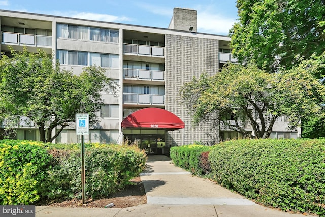 view of building exterior