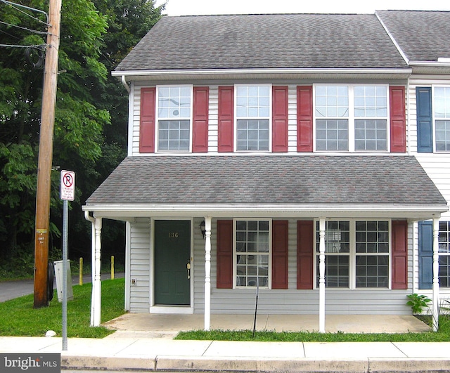 view of front of home featuring a porch