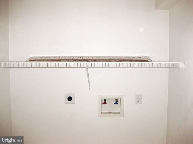 washroom featuring electric dryer hookup and hookup for a washing machine