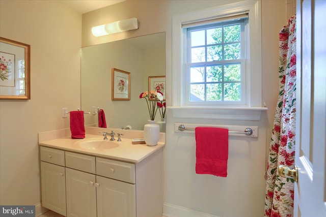 bathroom with vanity